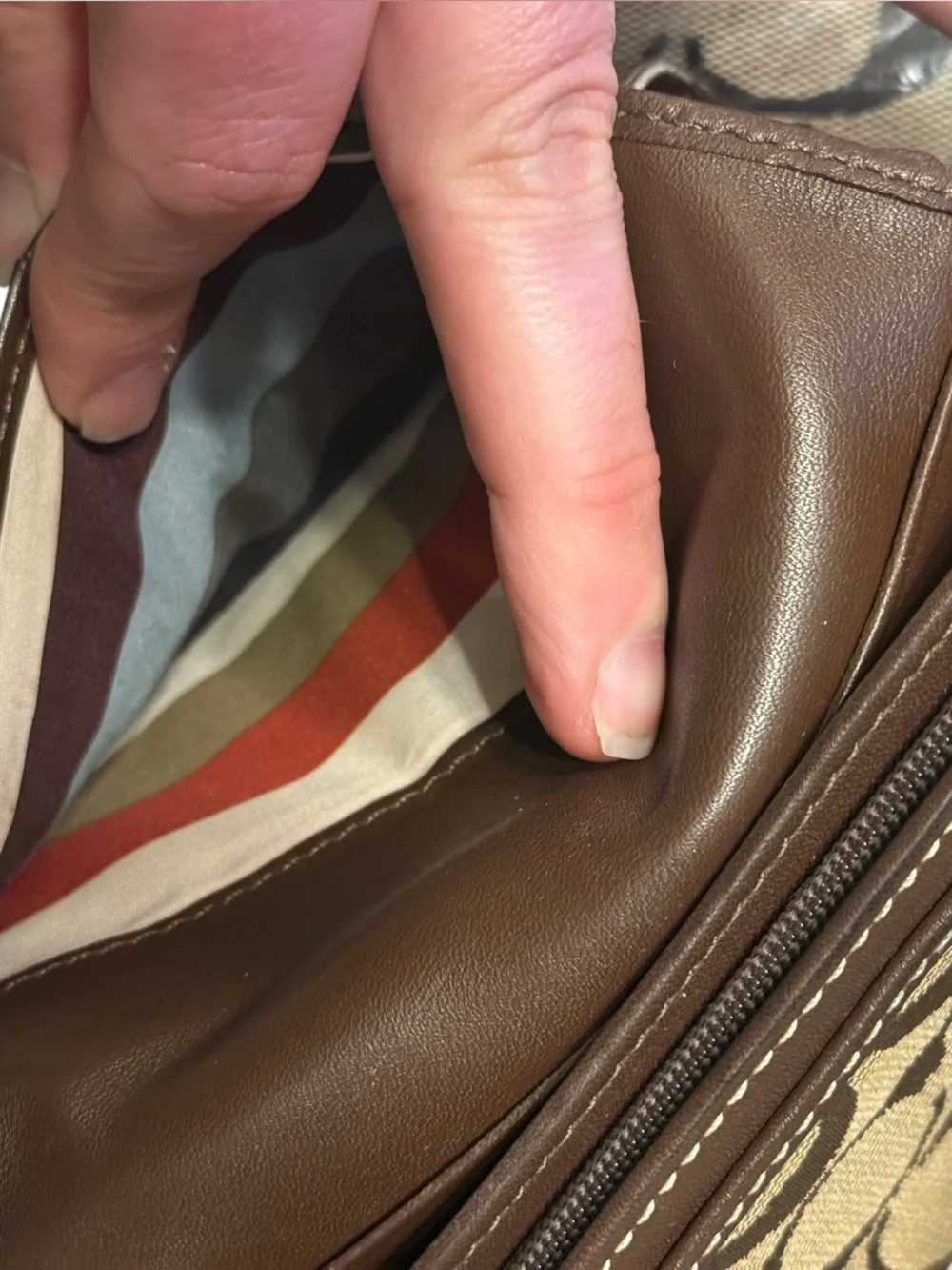 COACH Poppy Legacy Stripe Signature Bifold Wallet Khaki Brown Jacquard